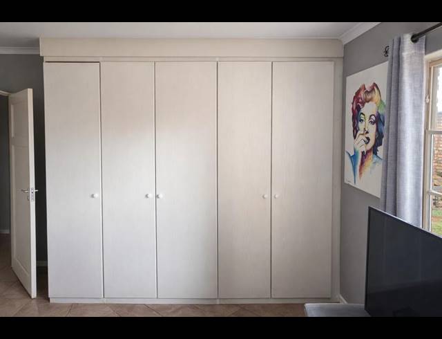 2 BEDROOM TOWNHOUSE FOR SALE IN ELARDUSPARK
